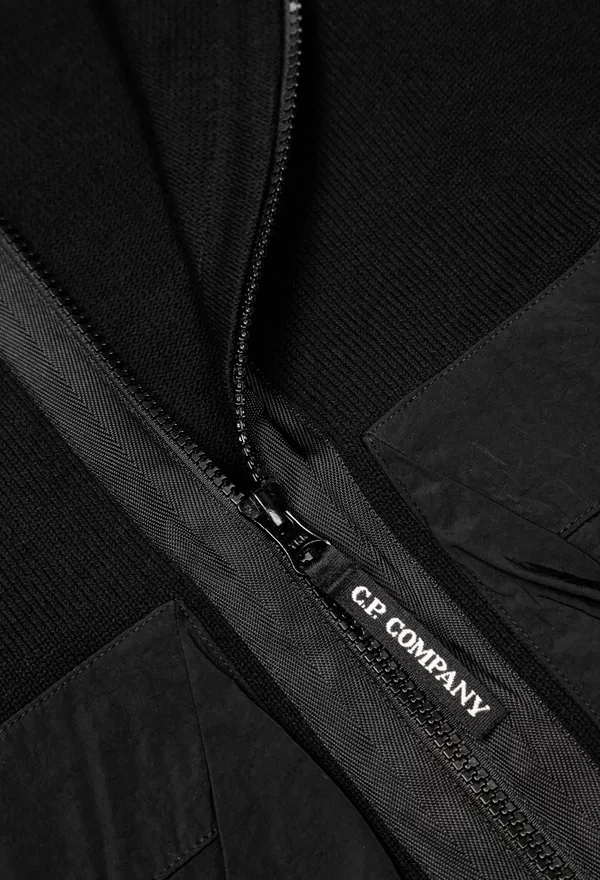Спортивна кофта C.P. COMPANY CUW00E 125/92 в Україні