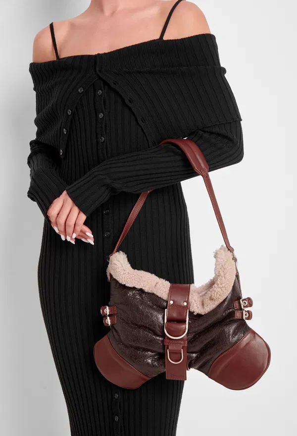 Кожаная сумка Shearling Blumarine W004A 223/0A3 фото