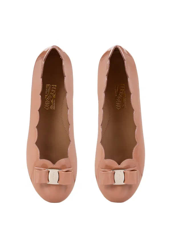 Шкіряні балетки FERRAGAMO 810248 220/26 оригінал