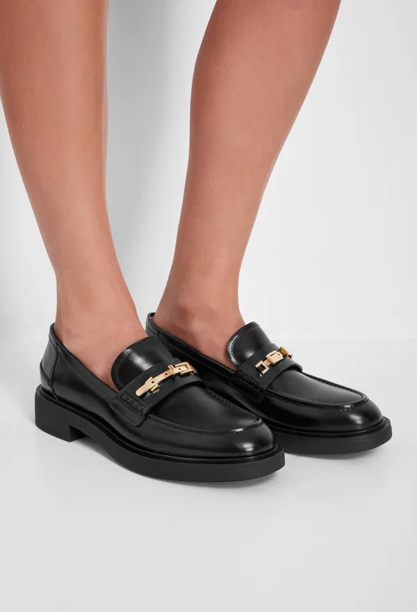 Шкіряні лофери MARTINE Gianvito Rossi G25394 224/0A2 фото