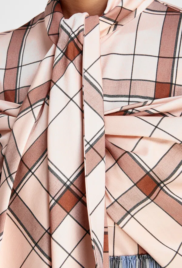 Блуза Burberry 566323 220/9GP фото