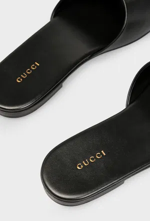 Кожаные шлепанцы  NAPPA CHARLOTTE NERO Gucci 870700 226/0A2 оригинал