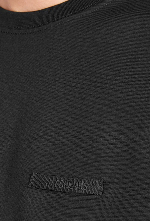 Футболка Jacquemus TSW00550AJ 126/9A2 фото