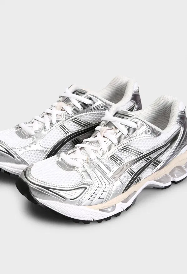 Кросівки Asics 1203A537 126/1I1 в Україні