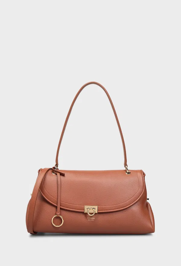 Кожаная сумка LEATHER SHOULDER  FERRAGAMO 21A869 226/0AT Купить
