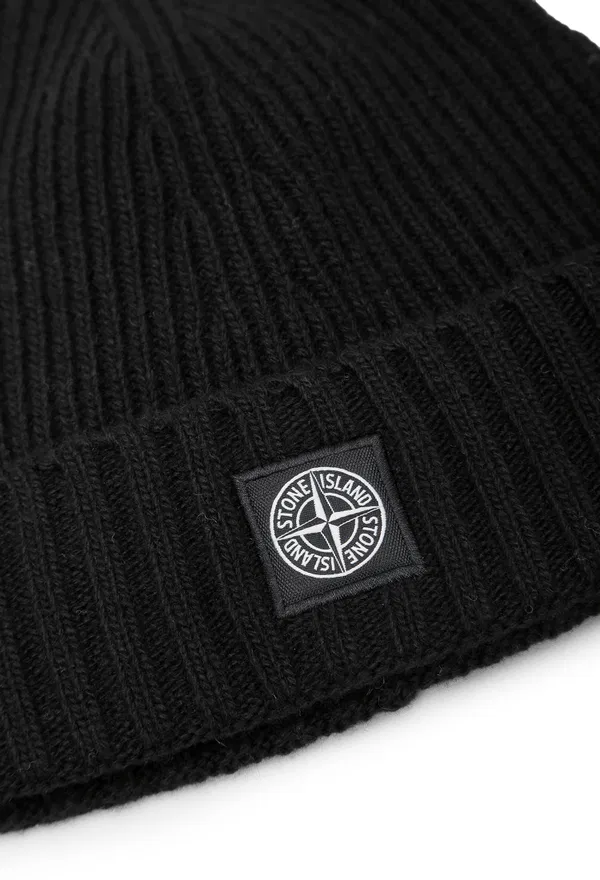 Дитяча вовняна шапка Stone Island N10003 226/92 в Україні