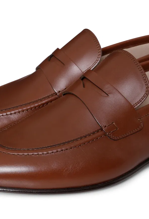 Шкіряні лофери FERRAGAMO 021068 123/0A3 оригінал