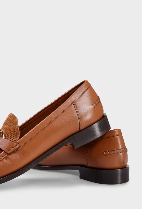 Кожаные мокасины MARYAN COR FERRAGAMO 01K580 225/0AT оригинал
