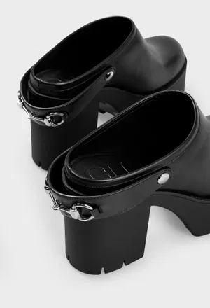 Кожаные сабо BETIS GLAMOUR MV Gucci 834759 225/0A2 оригинал