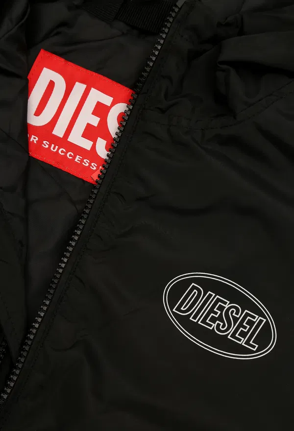 Вітрівка Diesel J02645 126/92c в Україні