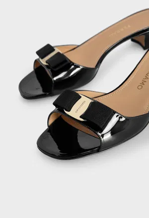 Кожаные мюли VANILLA FERRAGAMO 01L415 126/0B2 в Украине