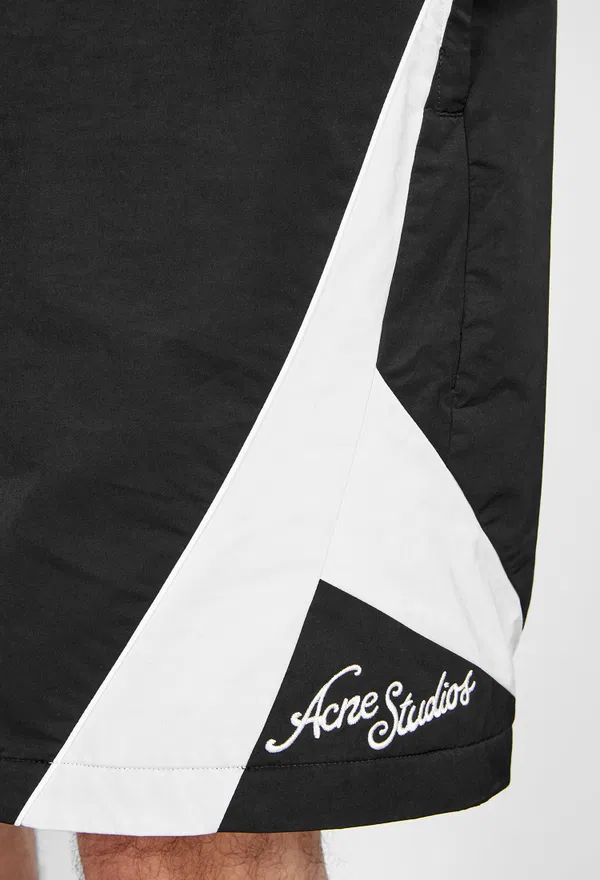 Шорти Acne Studios BE0217 126/9A2 фото