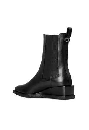 Кожаные полусапоги WYATT FERRAGAMO 01C014 221/0A2 в Украине
