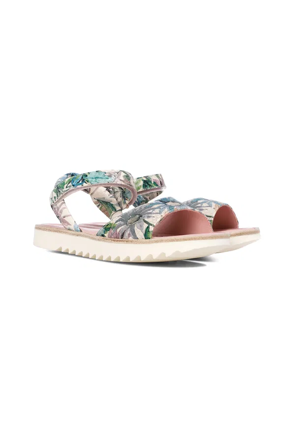 Кожаные сандалии Pretty Ballerinas 49895  122/0Rp Купить
