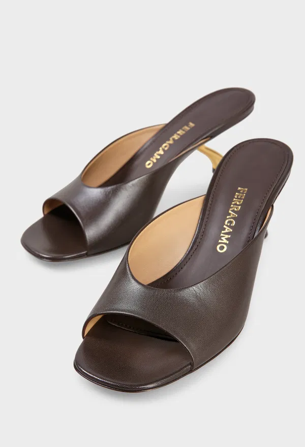 Кожаные мюли IGEA 55 FERRAGAMO 01L765 126/0AW в Украине