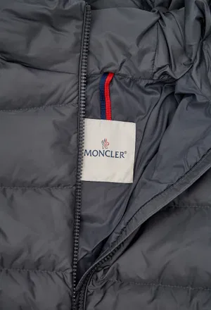 Дитяча пухова куртка Moncler 541A03 226/9X в Україні