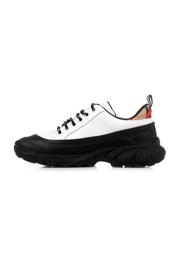 Кросівки Burberry 041004 221/01c Ціна