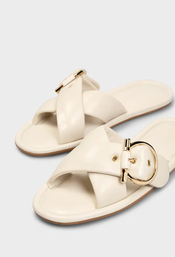 Кожаные шлепанцы ELYZIA FERRAGAMO 01L685 126/0AE в Украине