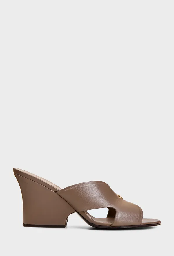 Кожаные босоножки VERA HEELED Loro Piana FSW0353 126/0A7 Купить