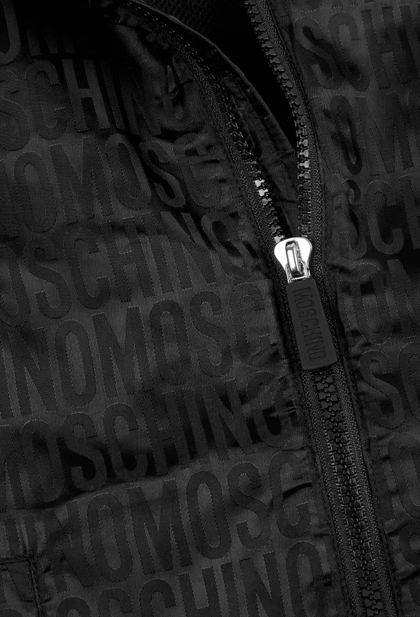 Вітрівка Moschino HMS03V 124/92p в Україні
