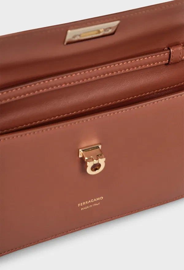 Кожаная сумка HARLEY FERRAGAMO 221165 226/0AT оригинал