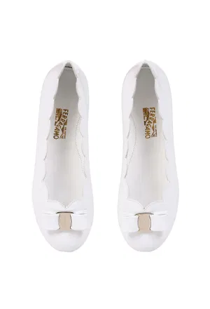 Шкіряні балетки FERRAGAMO 810248 220/21 оригінал