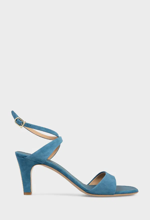 Замшевые босоножки TERESY FERRAGAMO 01L206 126/0D8 Купить