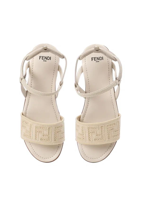 Босоніжки Fendi JFR326 121/46 оригінал