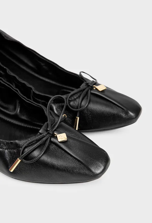 Кожаные балетки FLAT FERRAGAMO 01J215 125/0A2 оригинал