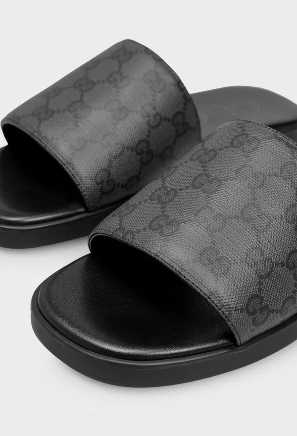 Шльопанці GG ESSENCE COATED Gucci 871685 226/0FX в Україні