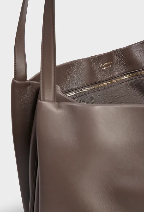 Кожаная сумка TOTE FERRAGAMO 219805 225/0A7 в Украине