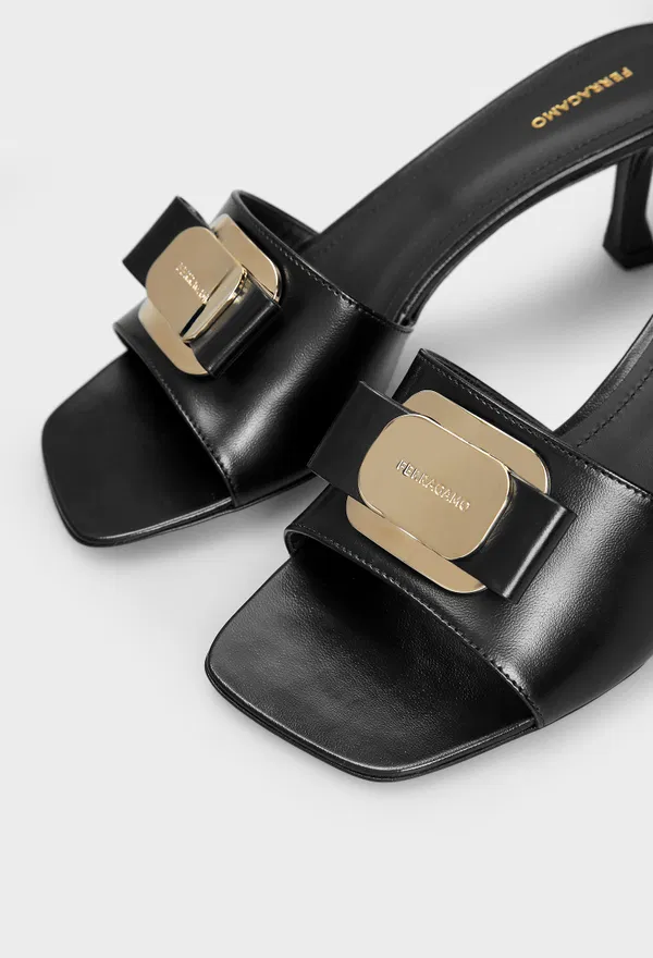 Кожаные мюли ZELIE FERRAGAMO 01H171 125/0A2 в Украине