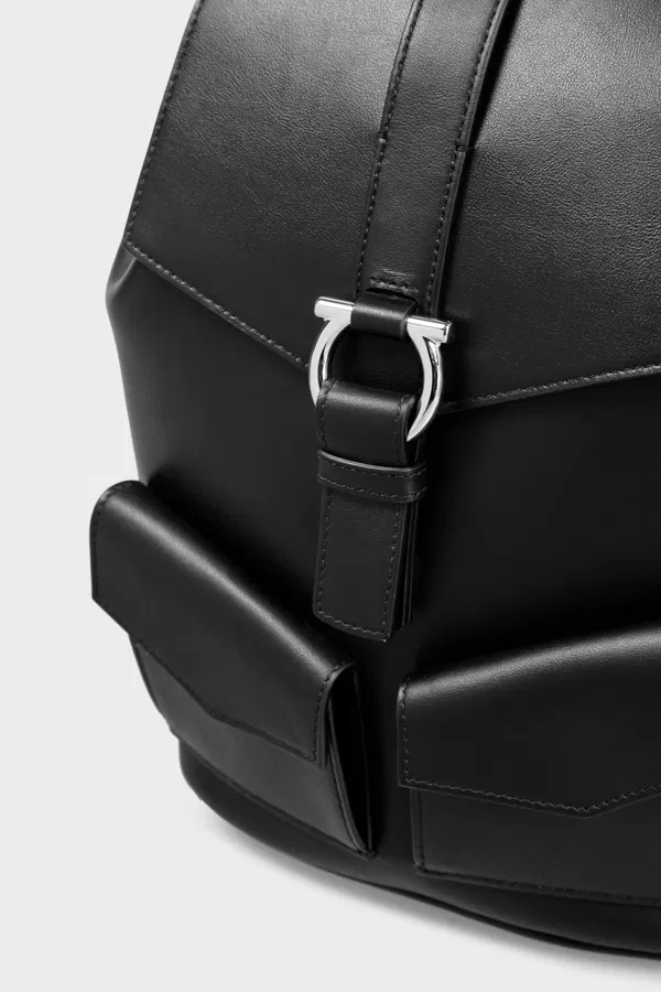 Шкіряний рюкзак (М) FERRAGAMO 21A557 126/0A2 оригінал