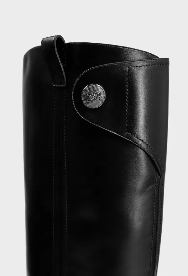 Кожаные сапоги Casadei 1S289W 223/0A2 оригинал