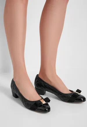 Кожаные туфли VARA FERRAGAMO 01M832 224/0A2 фото