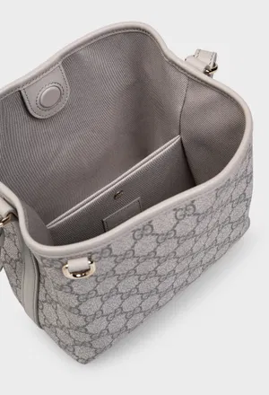 Сумка GG EMBLEM SMALL BUCKET Gucci 815118 226/0F7 оригинал