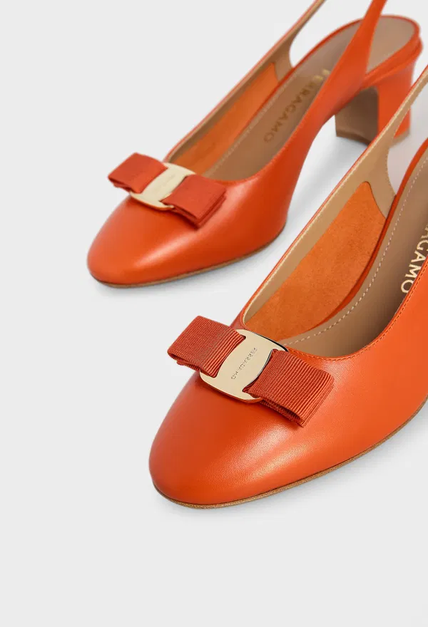Шкіряні слінгбеки VETTY 55 FERRAGAMO 01L130 126/0AA в Україні