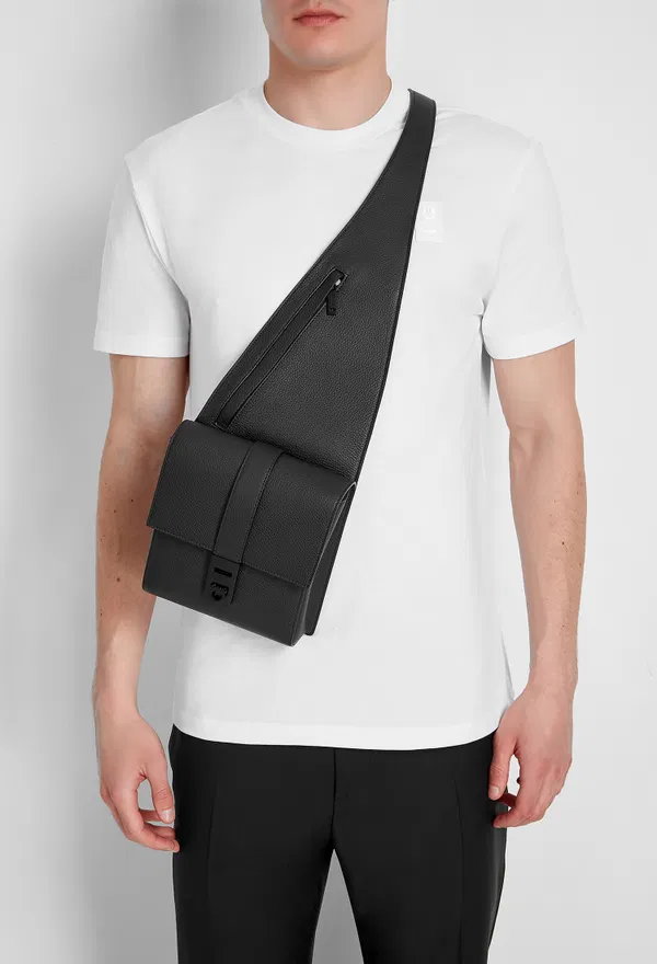 Шкіряна сумка ASYMMETRIC FERRAGAMO 241351 224/0A2 інтернет-магазин