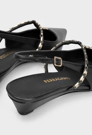 Шкіряні слінгбеки CHER FERRAGAMO 01L994 226/0A2 оригінал