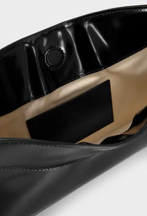Шкіряна сумка OVALO Jacquemus BAW00438 225/0A2 в Україні