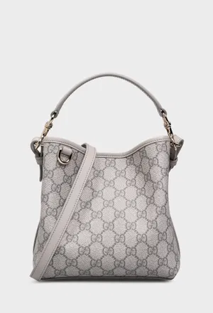 Сумка GG EMBLEM SMALL BUCKET Gucci 815118 226/0F7 Купить