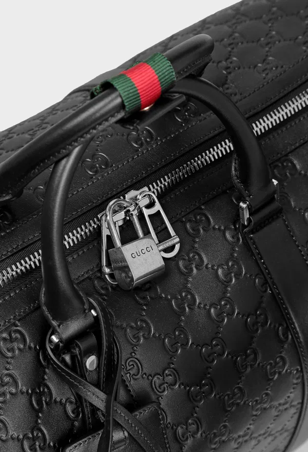 Кожаная сумка GG EMBLEM Gucci 850220 126/0C2 оригинал