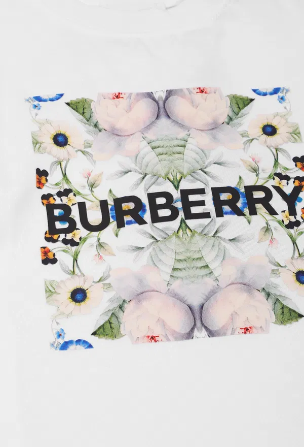 Футболка Burberry 050497 122/91c в Украине