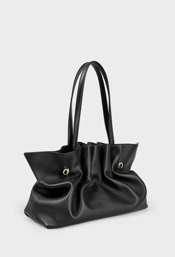 Кожаная сумка SOFT FERRAGAMO 219961 225/0A2 Цена