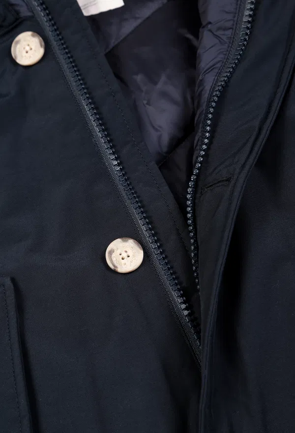 Пухова парка Woolrich 0188   223/9Q в Україні
