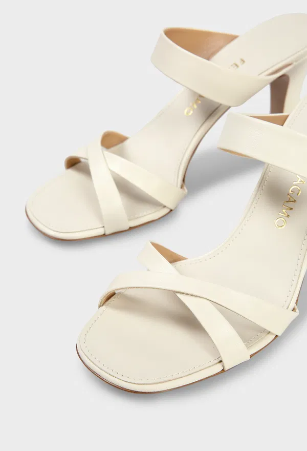 Шкіряні босоніжки TAMI 70 FERRAGAMO 01L205 126/0AE в Україні