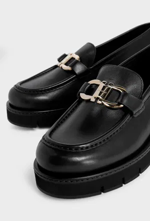 Шкіряні лофери MARYAN LUG SOFT FERRAGAMO 01H682 226/0A2 в Україні
