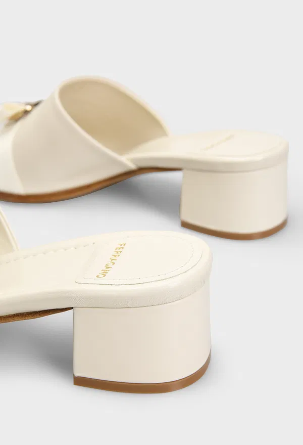 Шкіряні мюлі VILNA 41 FERRAGAMO 01H344 125/0AE оригінал