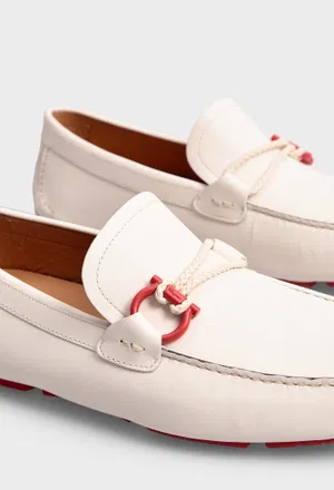 Кожаные мокасины FRONT FERRAGAMO 02B796 124/0AE в Украине