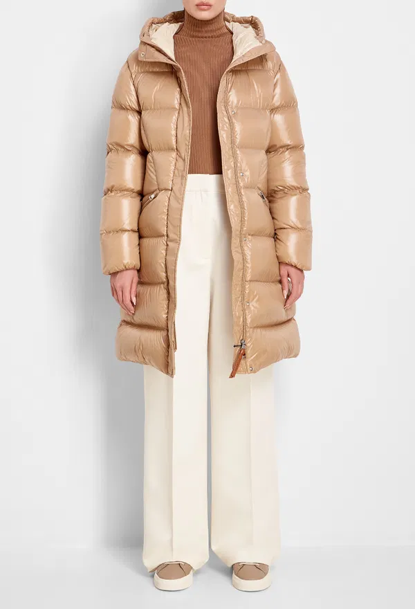 Пуховик Moncler J20931C00038 224/9F6 Купить
